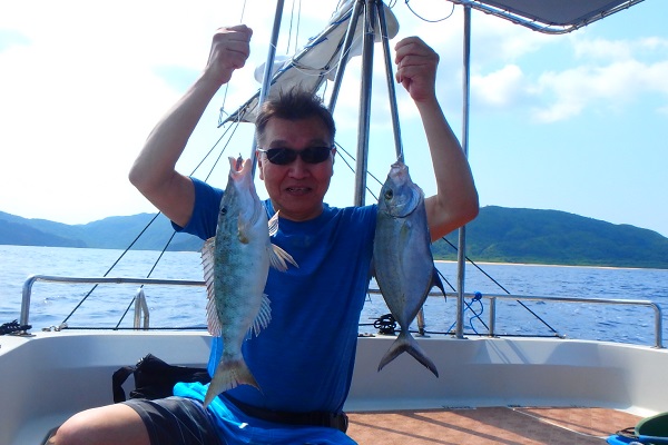 ���\���@�ނ�